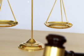 雨山对付老赖：刘小姐被老赖拖欠货款